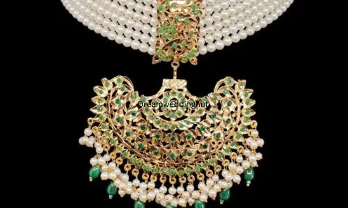 Radhika   Jewellers